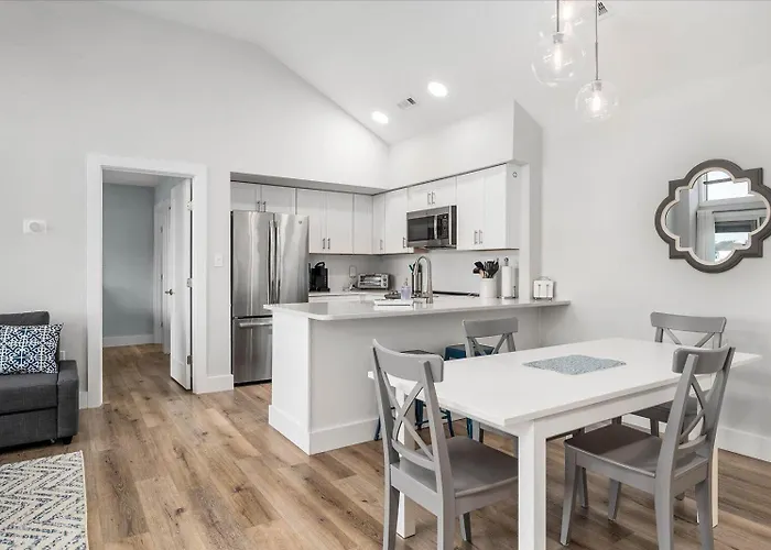 Gorgeous 2 Bedroom At Seascape In Prestigious Heron Harbour * Ocean City