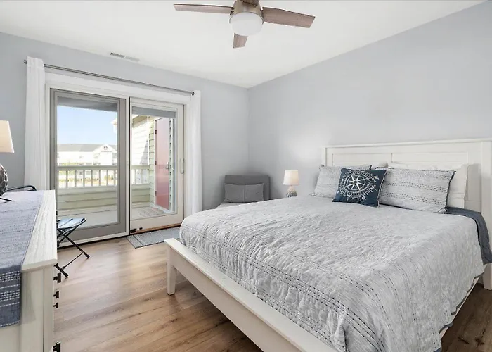 Holiday home Gorgeous 2 Bedroom At Seascape In Prestigious Heron Harbour *