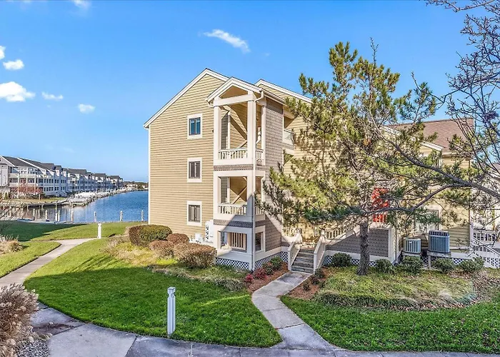 Holiday home Gorgeous 2 Bedroom At Seascape In Prestigious Heron Harbour